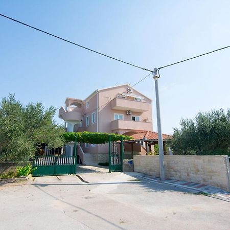 Apartment Lucija Биоград-на-Мору Экстерьер фото